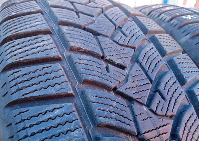 Dunlop Winter Sport 5 215/60 R17