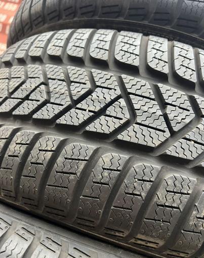 Pirelli Winter Sottozero 3 225/45 R18