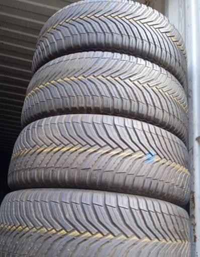 Michelin CrossClimate 2 215/55 R17