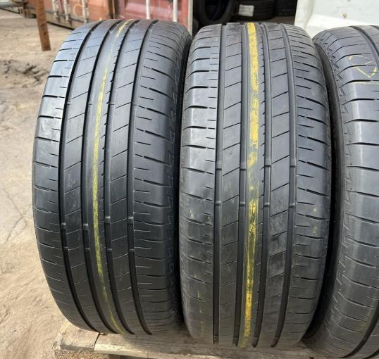 Bridgestone Turanza T005A 225/55 R17