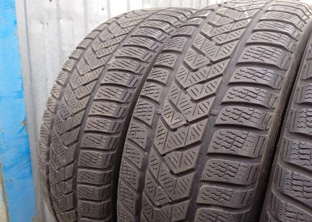 Pirelli Winter Sottozero 3 215/55 R18