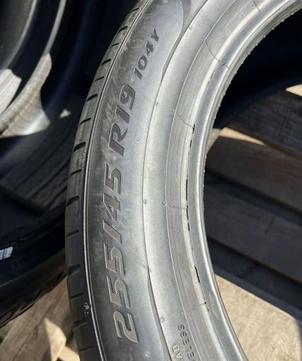 Pirelli P Zero PZ4 255/45 R19