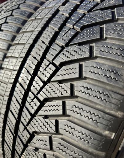 Hankook Winter I&#39;Cept Evo2 W320 235/35 R19