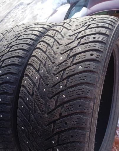 Nokian Tyres Hakkapeliitta 8 215/55 R17