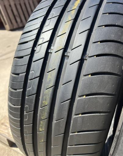 Goodyear EfficientGrip Performance 225/50 R17