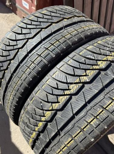 Michelin Pilot Alpin PA4 235/35 R19