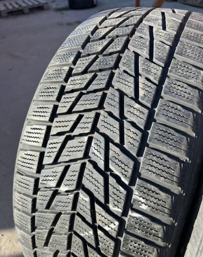 Bridgestone Blizzak LM-22 255/40 R19