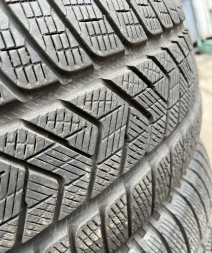 Pirelli Scorpion Winter 255/65 R17