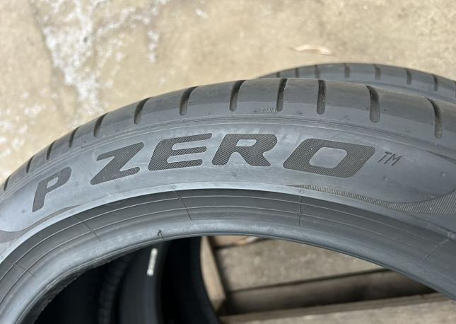 Pirelli P Zero PZ4 225/45 R19