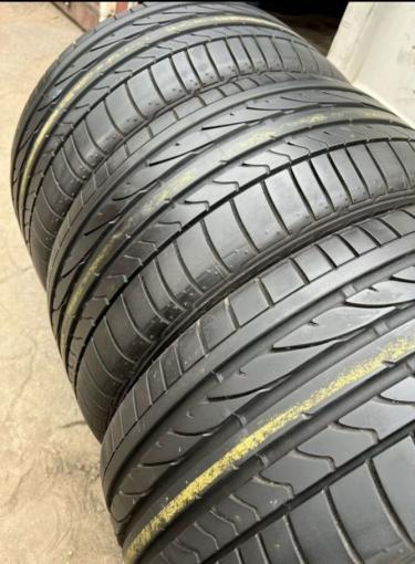 Bridgestone Potenza RE050A 245/40 R18