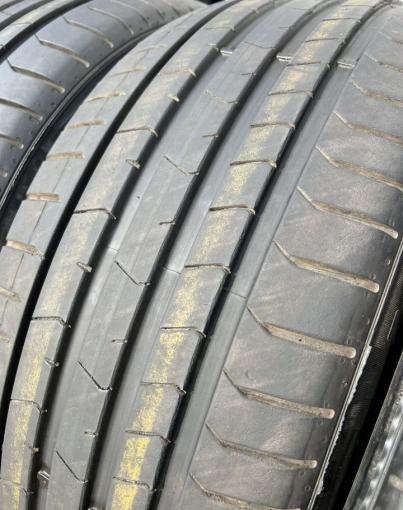 Pirelli P Zero PZ4 245/45 R19