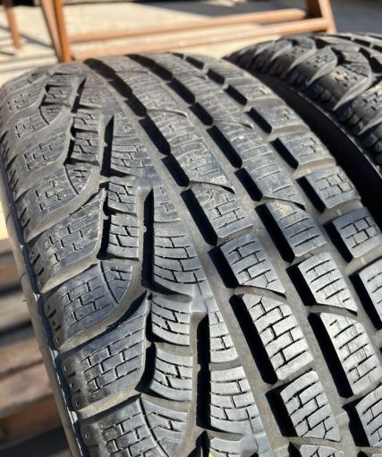 Pirelli Winter Sottozero 210 Serie II 215/60 R17