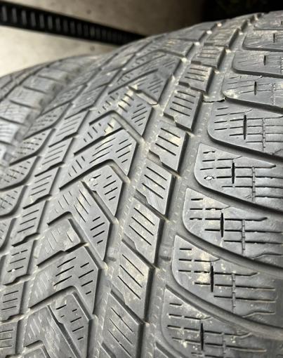 Pirelli Scorpion Winter 295/35 R21