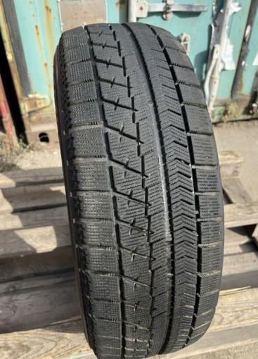 Bridgestone Blizzak VRX 215/65 R16