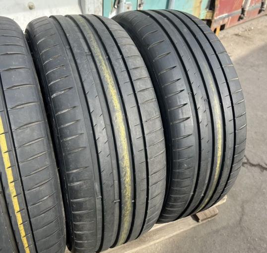 Michelin Pilot Sport 4 225/45 R18