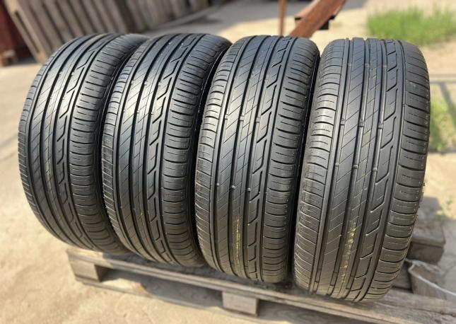 Bridgestone Turanza T001 215/60 R16