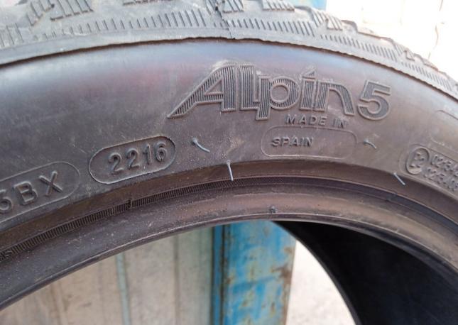 Michelin Alpin 5 205/50 R17