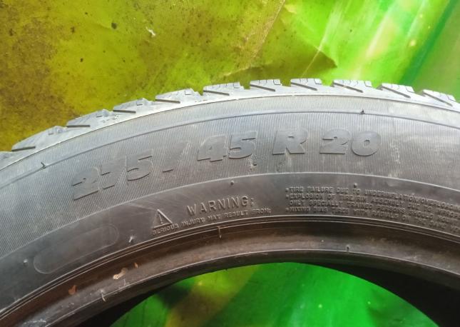 Michelin Latitude Alpin LA2 275/45 R20