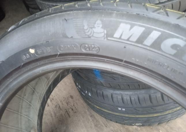 Michelin Primacy 4 245/45 R18