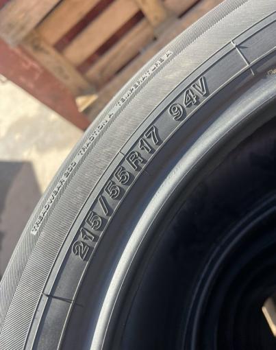 Yokohama dB Decibel E70B 215/55 R17