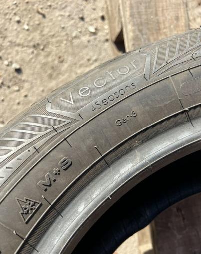 Goodyear Vector 4Seasons Gen-3 205/60 R16