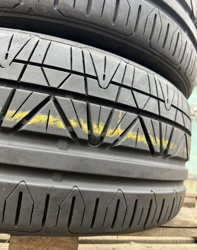 Nitto Invo 235/35 R19