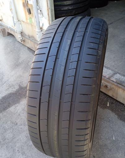 Pirelli P Zero PZ4 225/40 R19