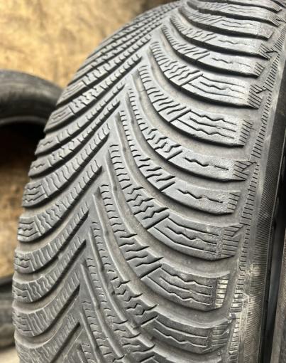 Michelin Alpin 5 215/65 R17