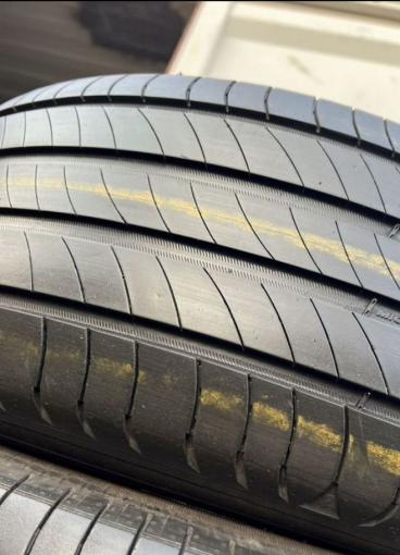 Michelin Primacy 4 235/55 R19