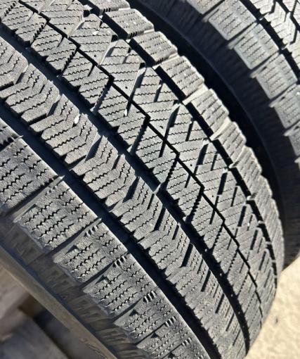 Bridgestone Blizzak VRX2 215/60 R16