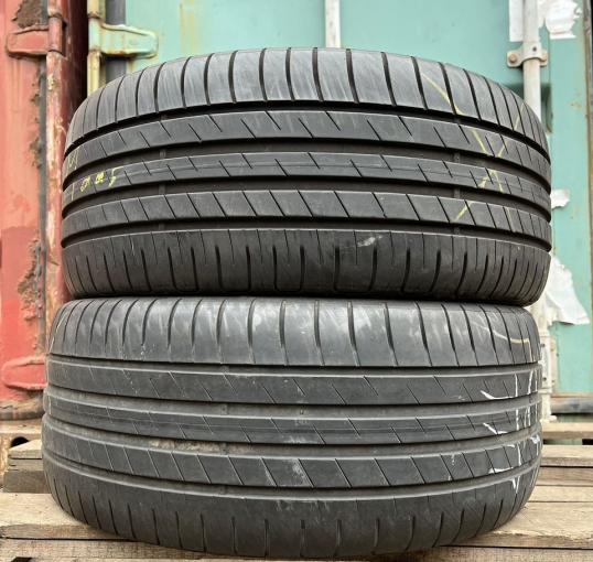 Goodyear EfficientGrip Performance 225/40 R18