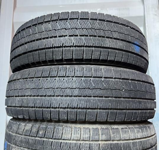 Bridgestone Blizzak VRX2 185/65 R15