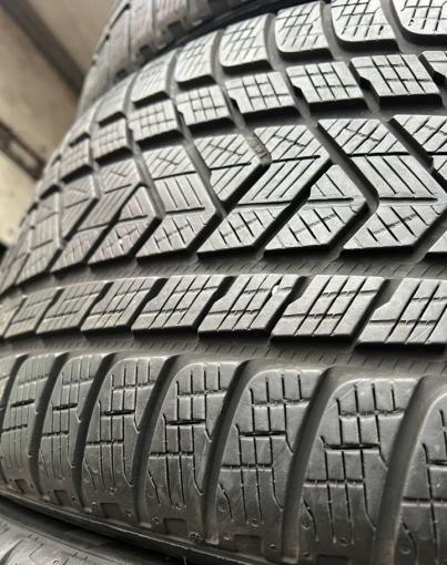 Pirelli Scorpion Winter 285/40 R21