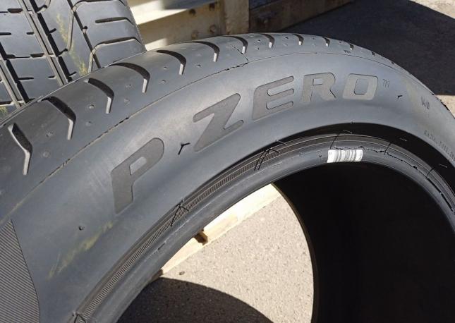 Pirelli P Zero 275/40 R19