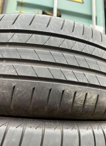Bridgestone Turanza T005 225/50 R18