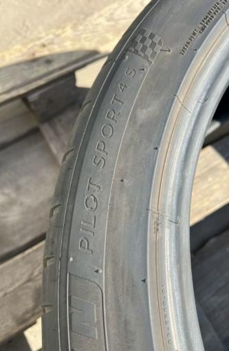 Michelin Pilot Sport 4 S 275/40 R22