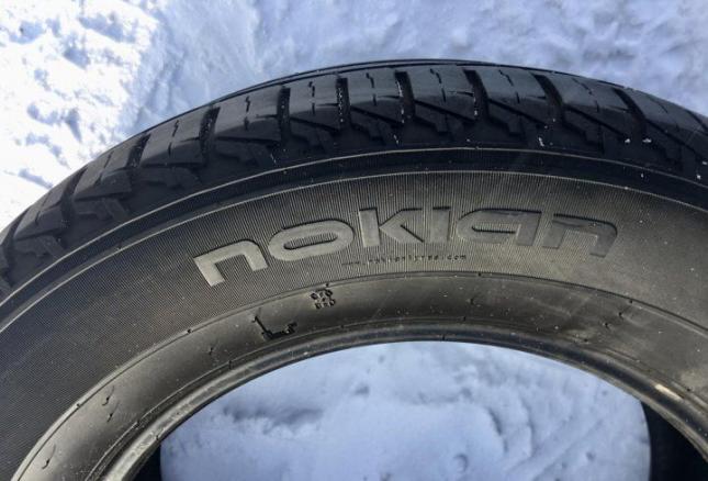 Nokian Tyres Line SUV 215/60 R17