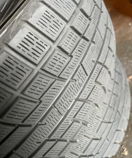 Yokohama Ice Guard IG30 215/60 R16