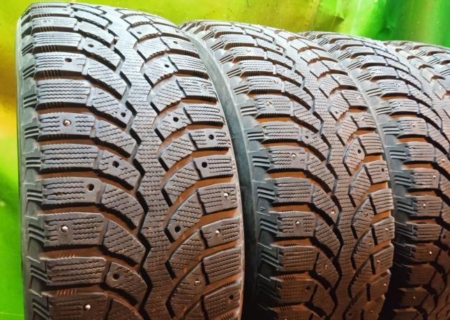 Bridgestone Blizzak Spike-01 225/60 R17