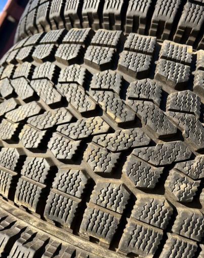Yokohama Guardex F700S 205/55 R16