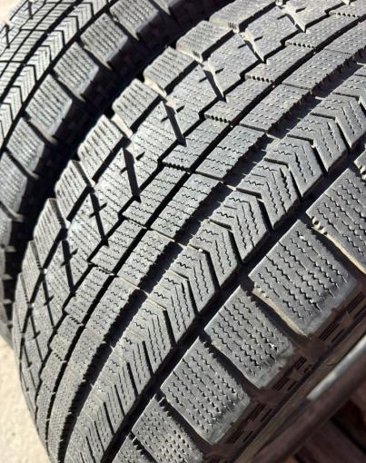 Bridgestone Blizzak VRX 225/55 R17