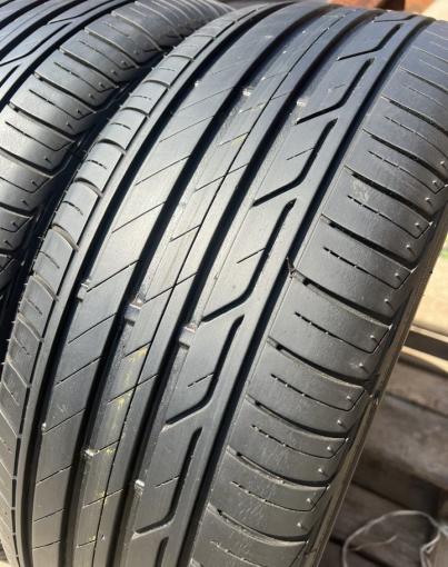 Bridgestone Turanza T001 215/60 R16