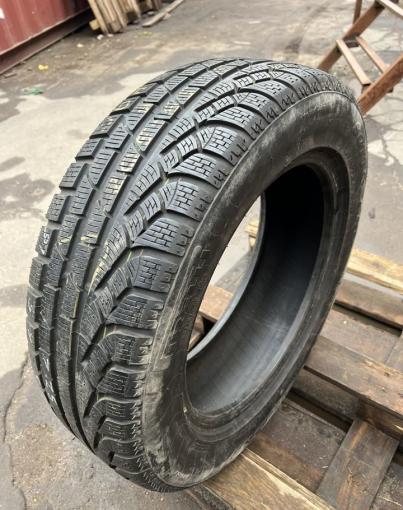 Pirelli Winter Sottozero 210 Serie II 205/65 R17