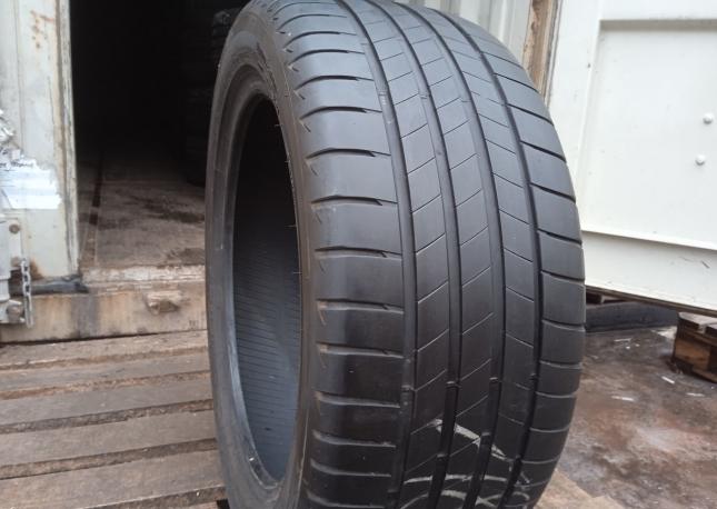 Bridgestone Turanza T005 255/45 R18