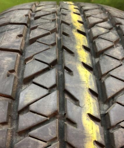 Bridgestone Dueler H/T 684II 275/60 R20