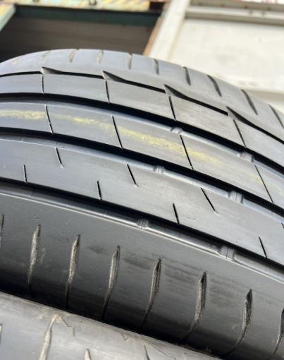 Bridgestone Potenza Adrenalin RE004 235/45 R17
