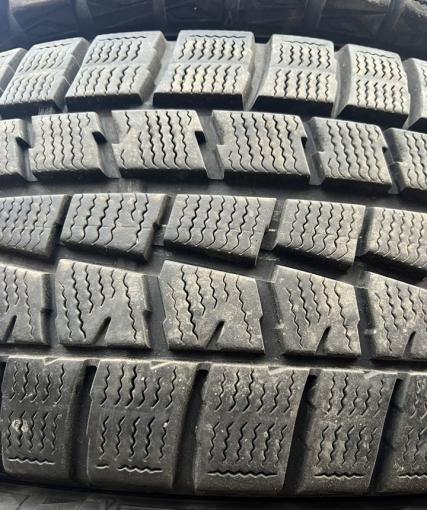 Dunlop Winter Maxx WM01 215/60 R16