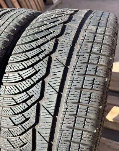 Michelin Pilot Alpin 4 235/40 R18