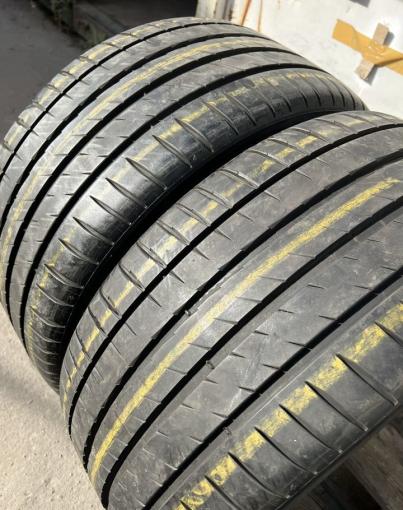 Michelin Pilot Sport 4 275/40 R19