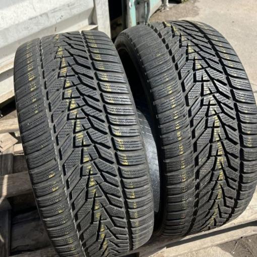 Hankook Winter I'Cept Evo 3 W330 245/35 R19